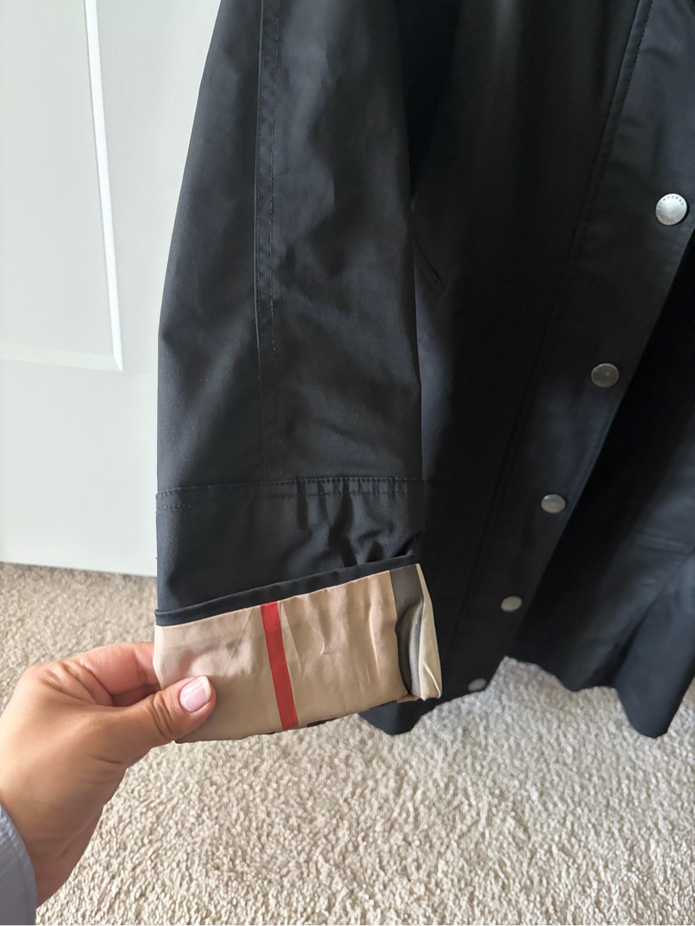 Burberry Black Trench Coat with Signature Check Lining - Picture 3 of 8